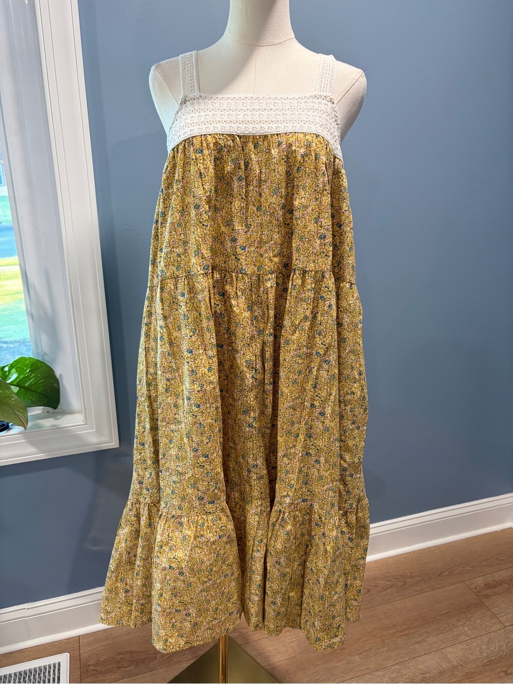 Universal Threads Goods Co. Yellow Floral Sundress Size S NWT 100% Cotton